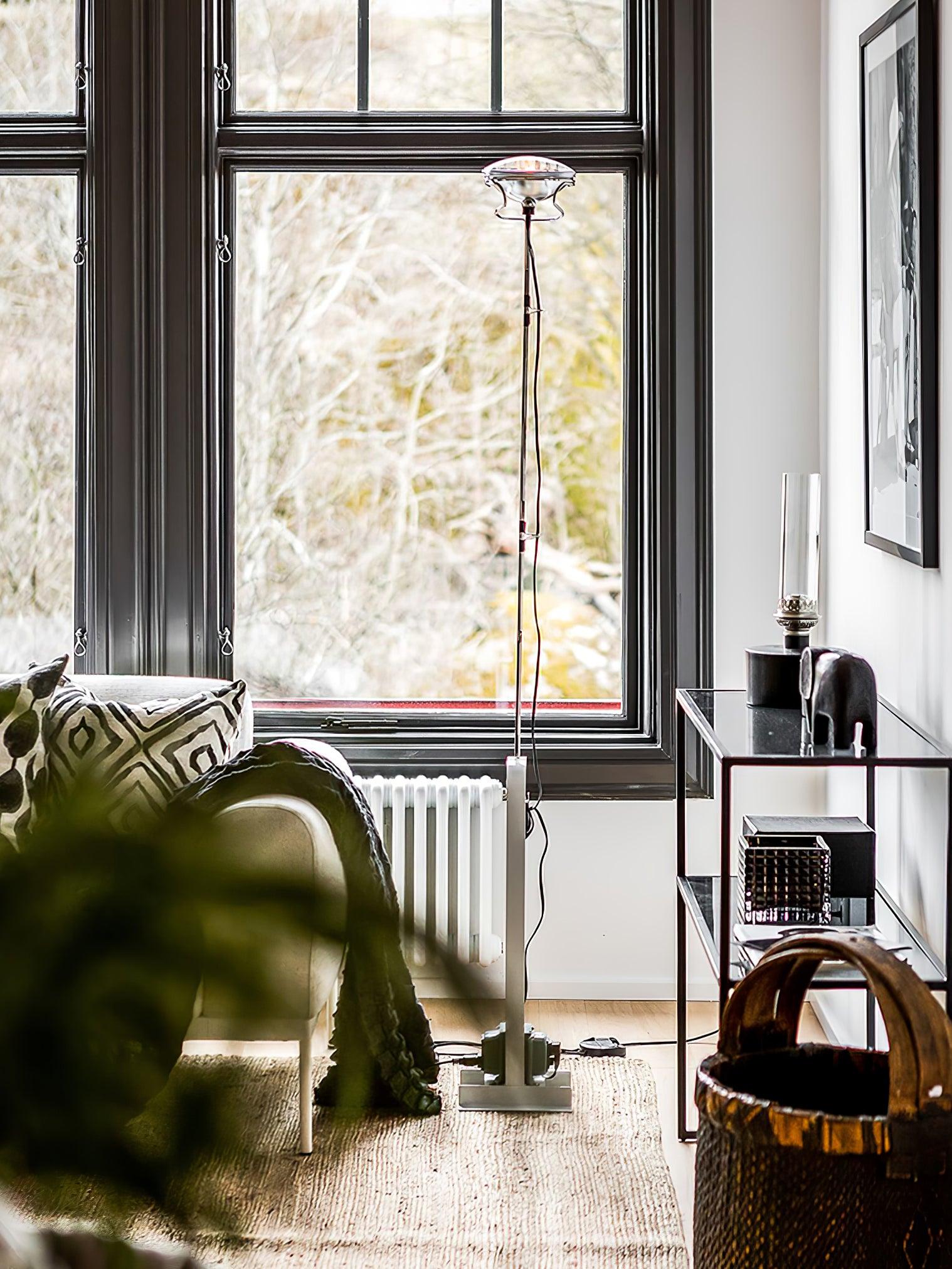 Jiro Contemporary Floor Lamp