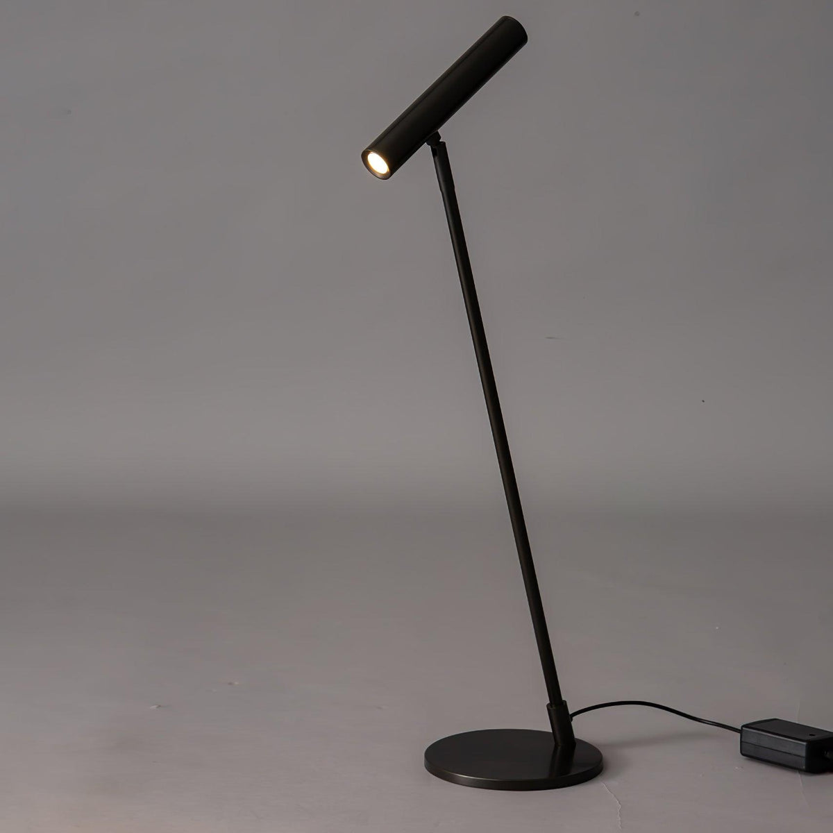 Anor Minimalist Table Lamp