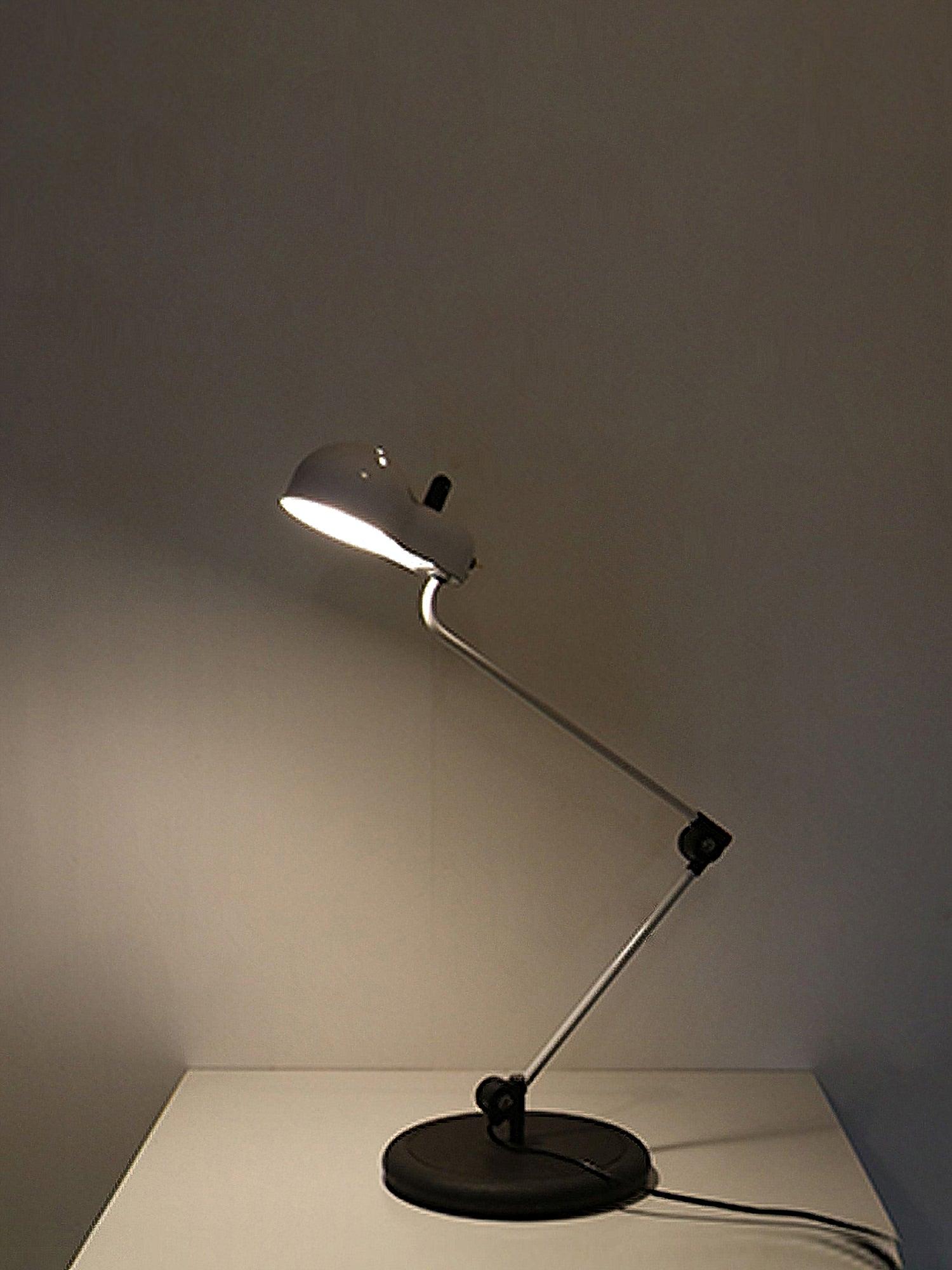 Flaren Steel Classic Table Lamp