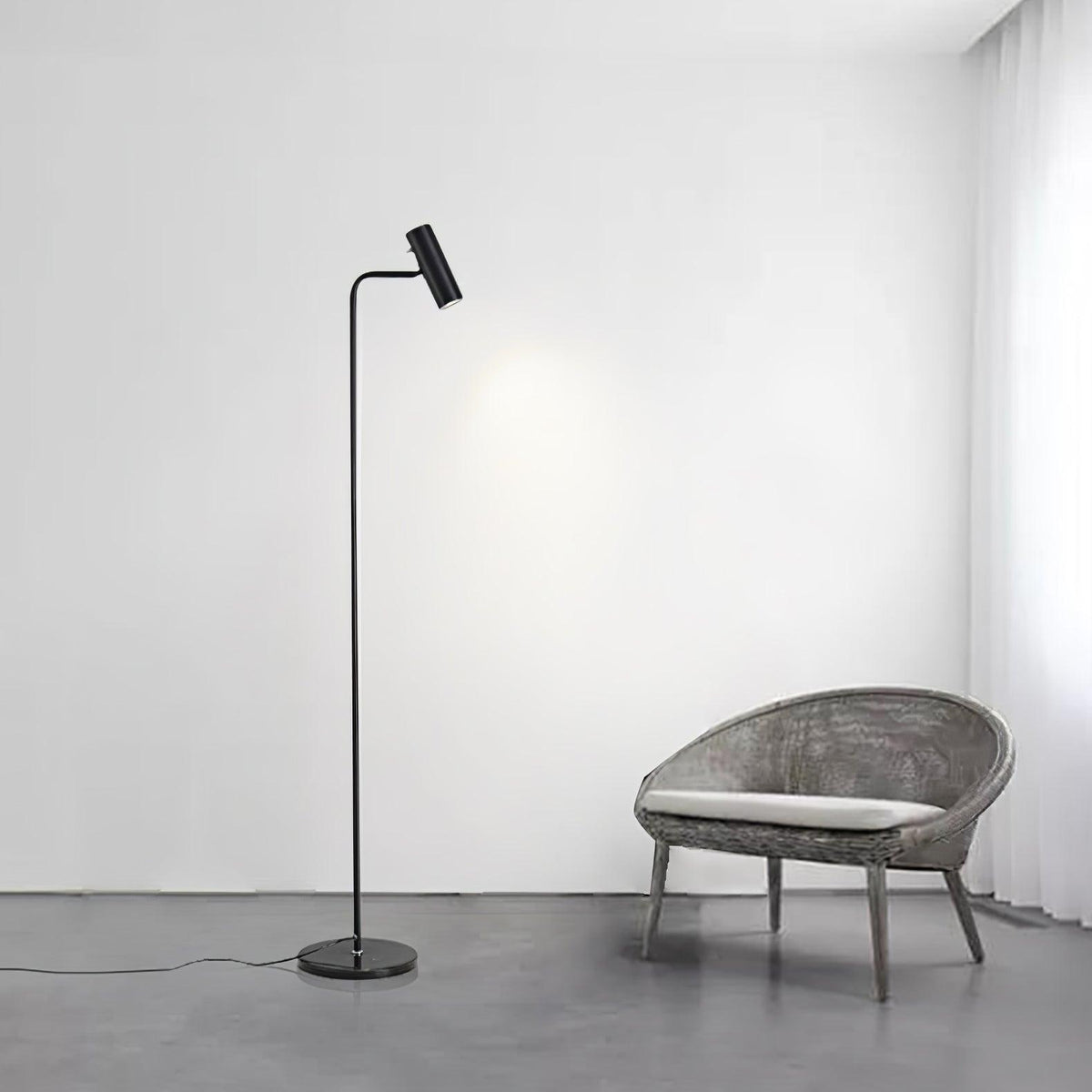 Nirixa Brass Industrial Floor Lamp