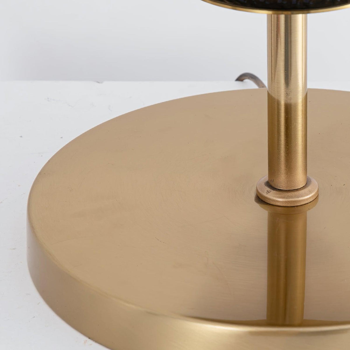Noraiella Modern Table Lamp