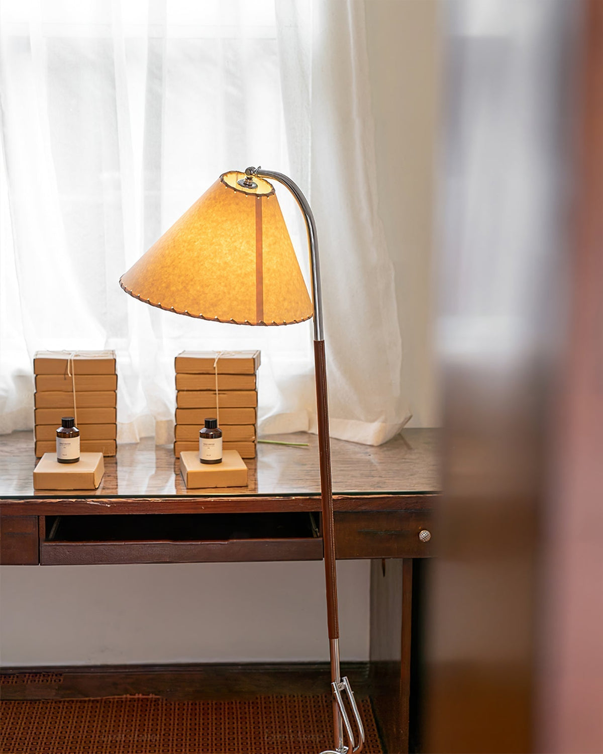 Lysandir Arc-shaped Wood Floor Lamp