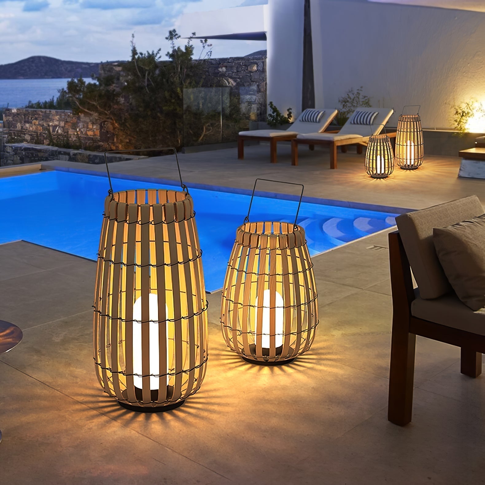 Veshael Tropic Braid Lantern Outdoor Lamp