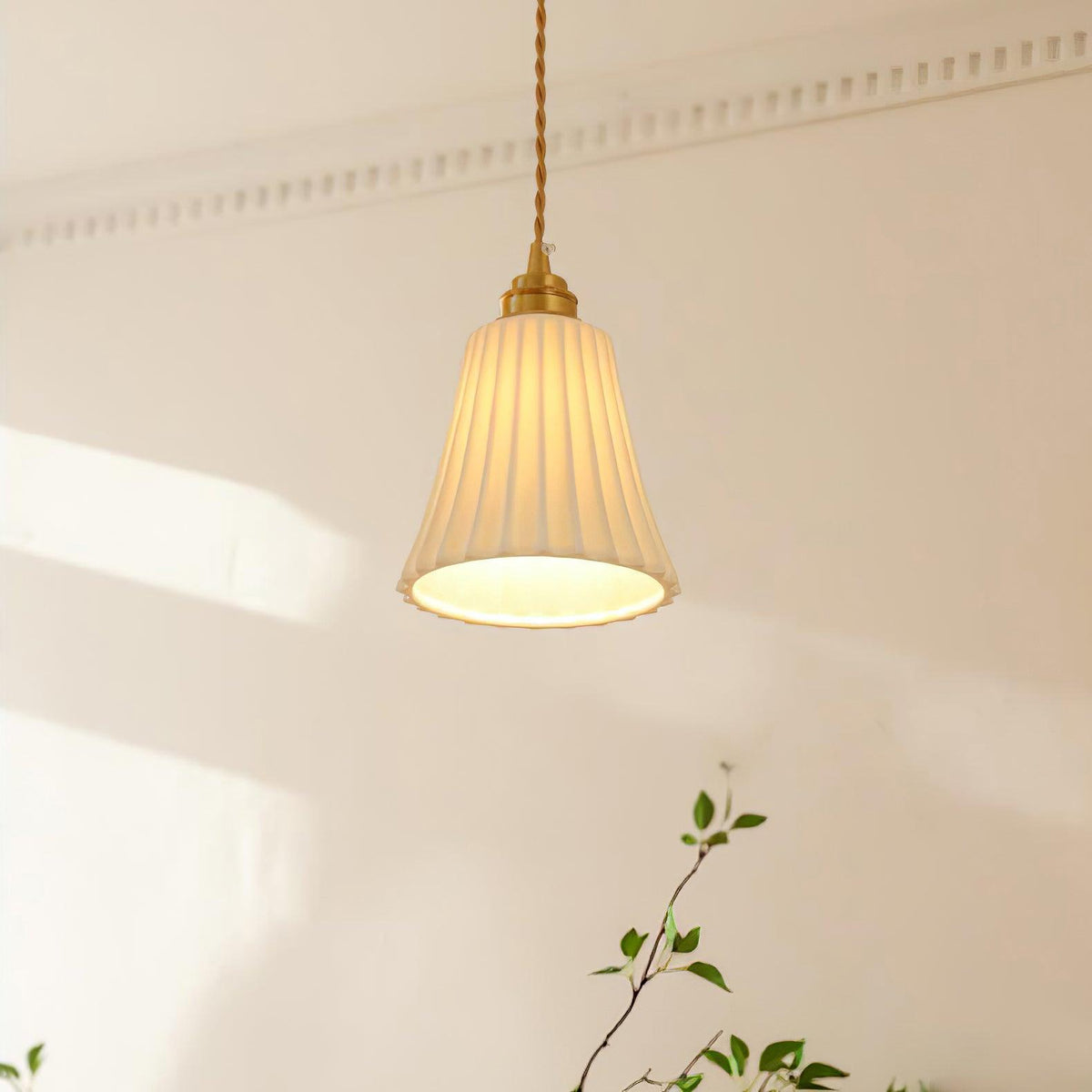 Mirirette Premium Nordic Art Trumpet Ceramic Pendant Light