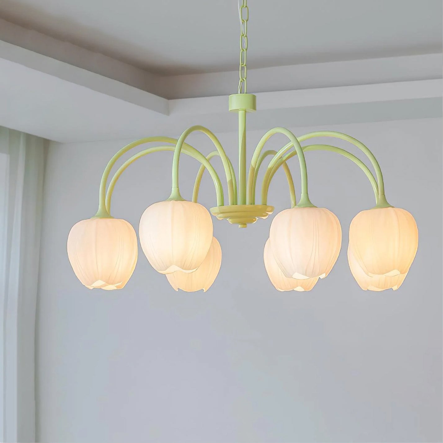 Fairmere Tulip Matcha Chandelier