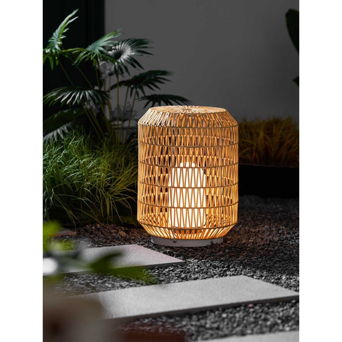 Velaleria Outdoor Light