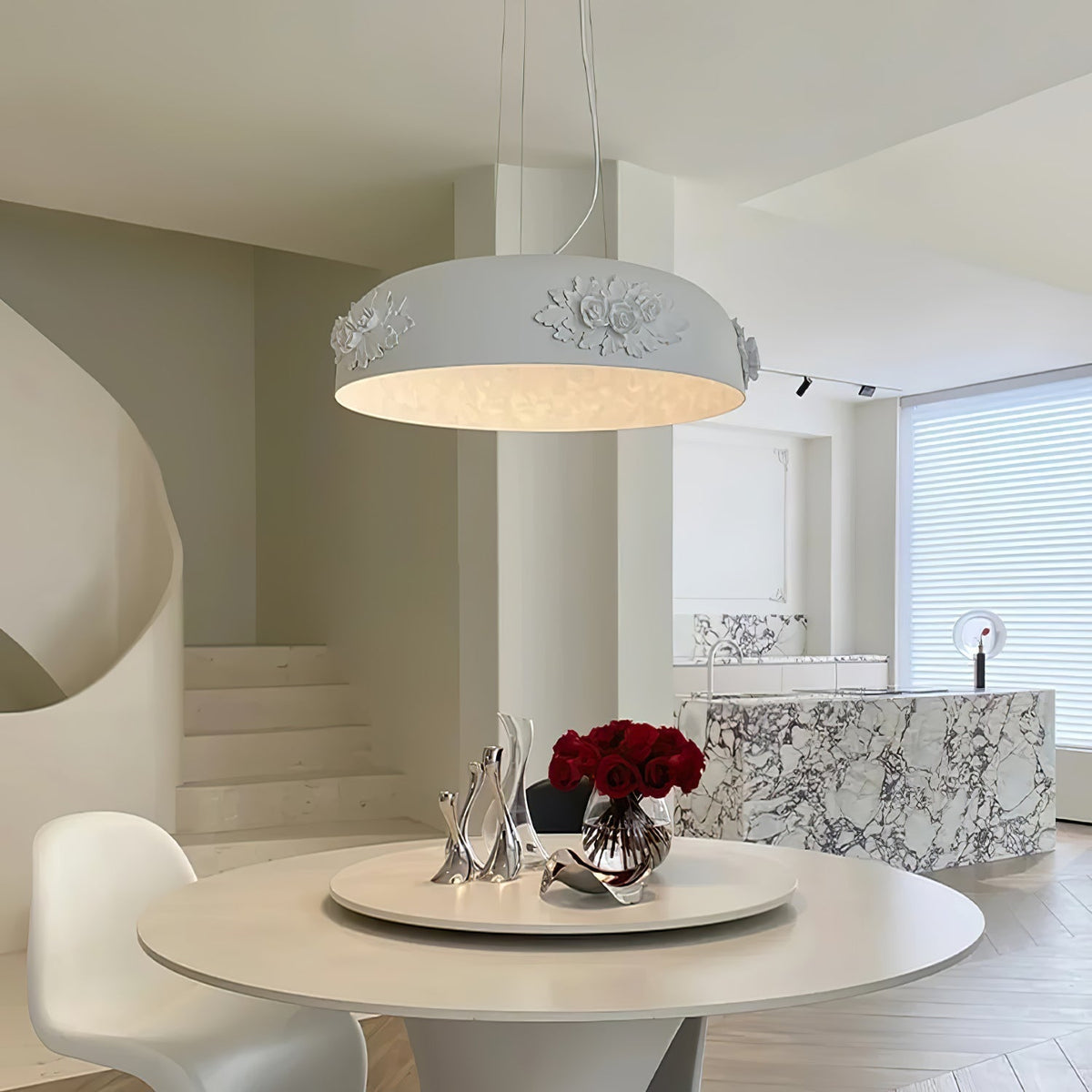 Vilaeos Minimalist Resin Wall Light