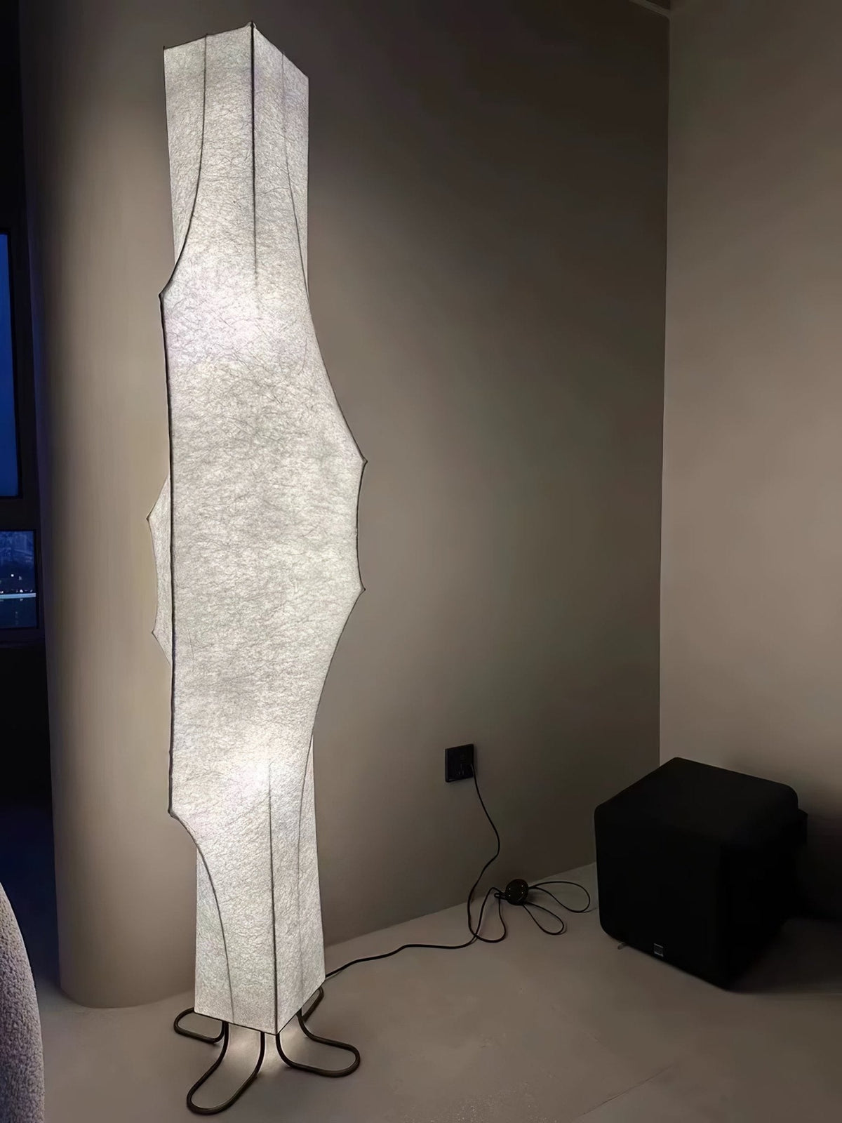 Vela Twist Silk Floor Lamp