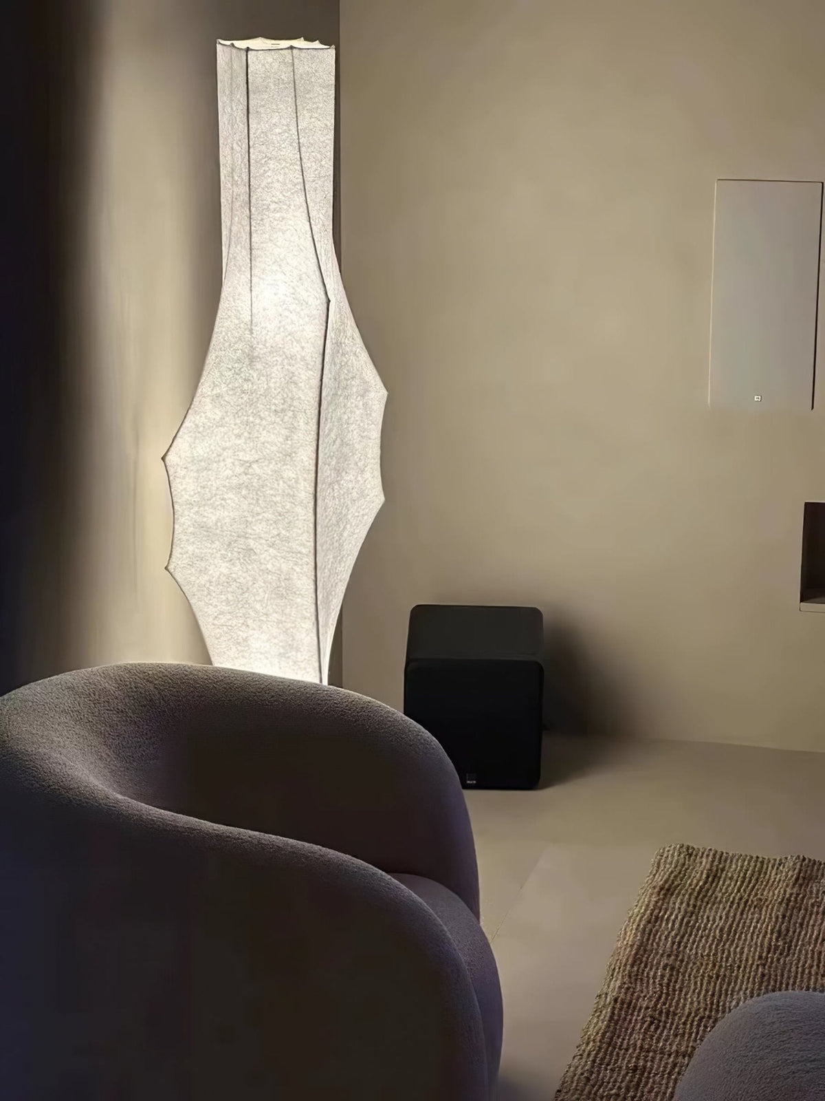 Vela Twist Silk Floor Lamp