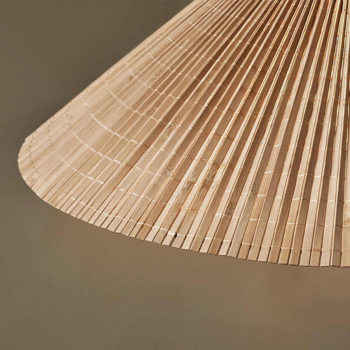Seluelle Modern Pendant Lamp