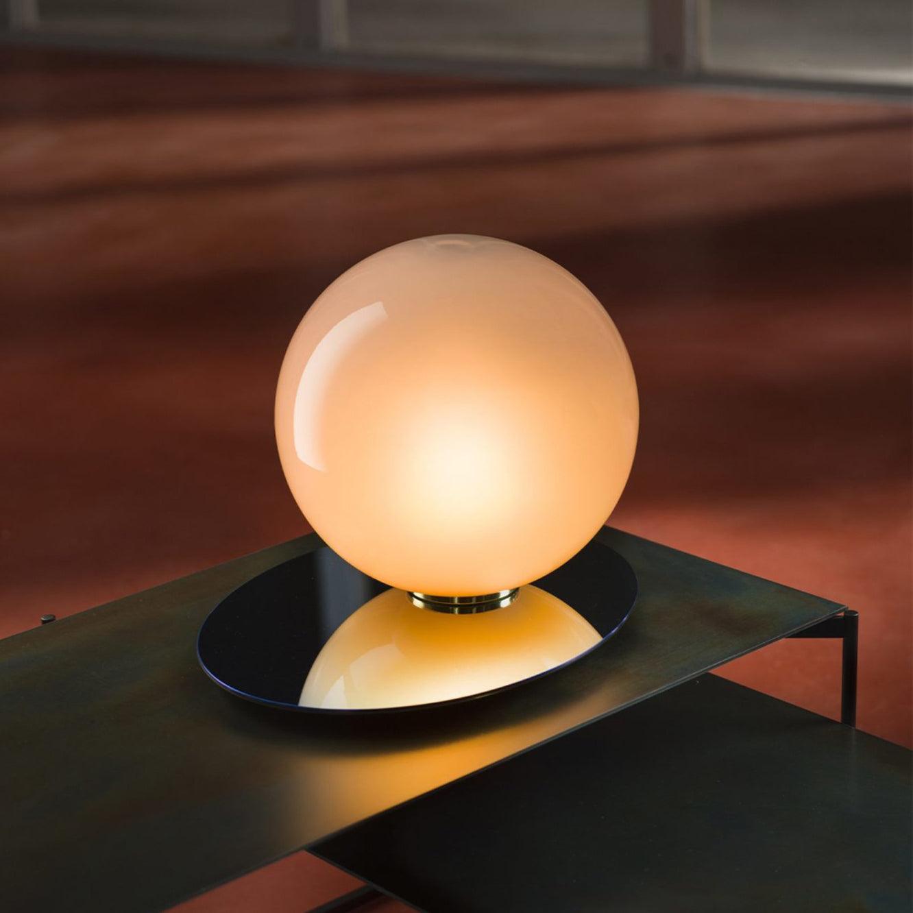 Cirivena Modern Table Lamp