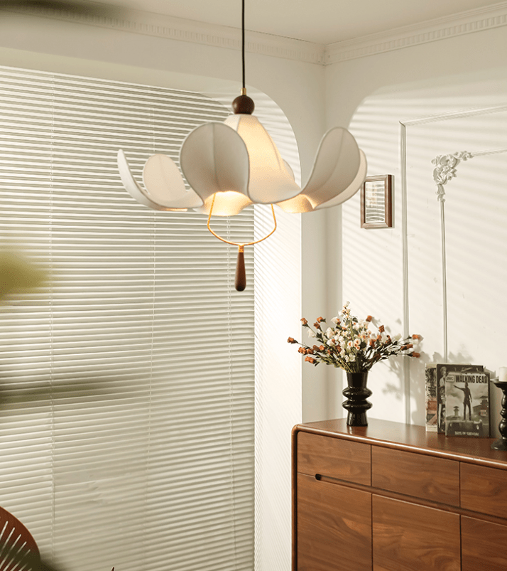 Zind Blossom Pendant Light