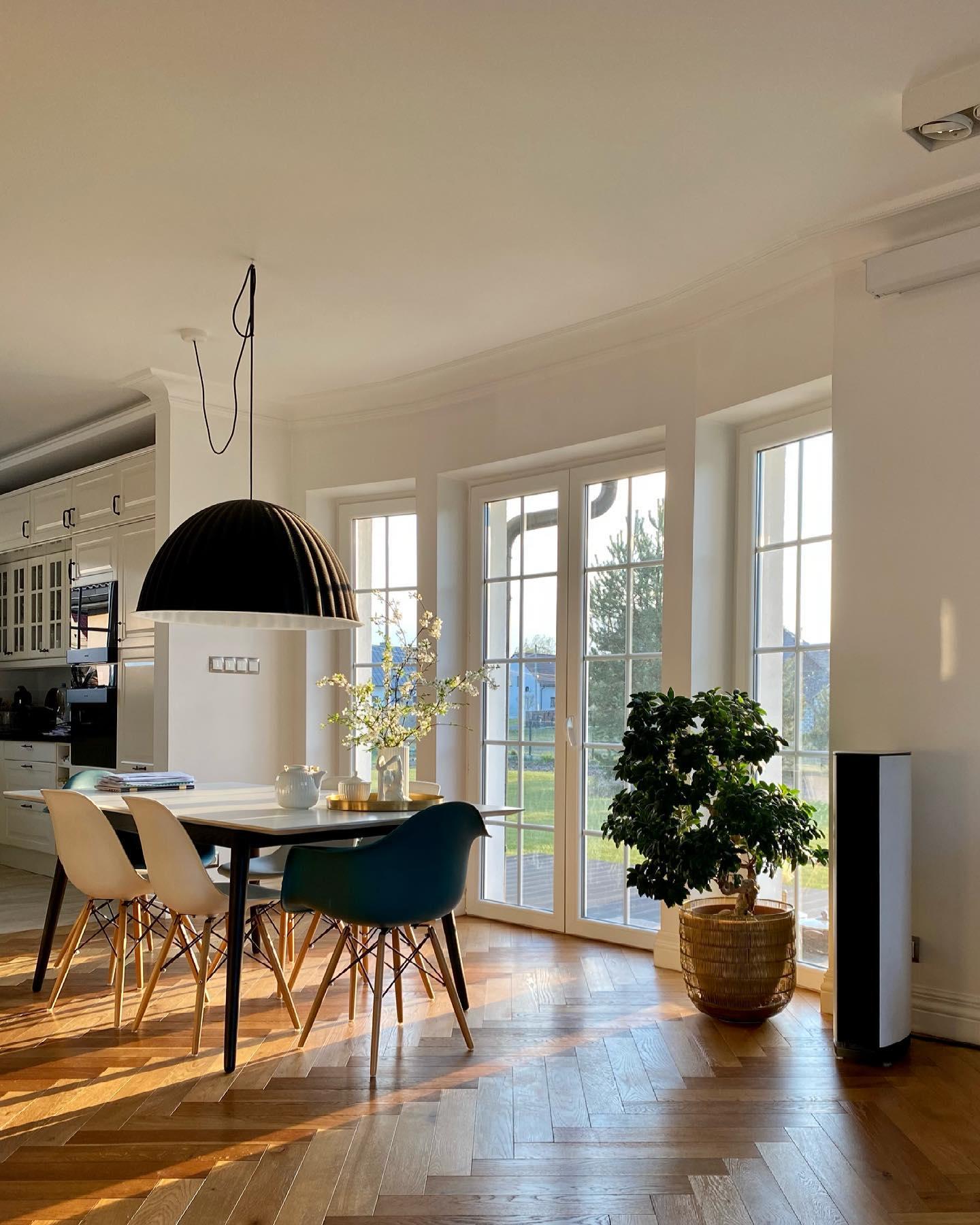 Dinora Felt Classic Pendant Light