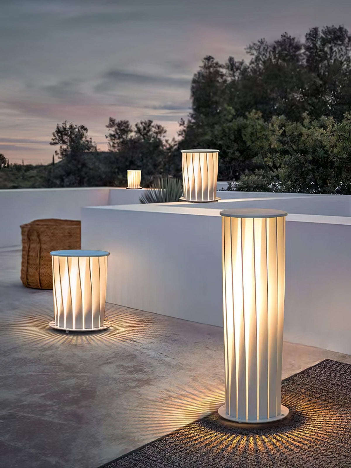Veliria Acrylic Outdoor Light