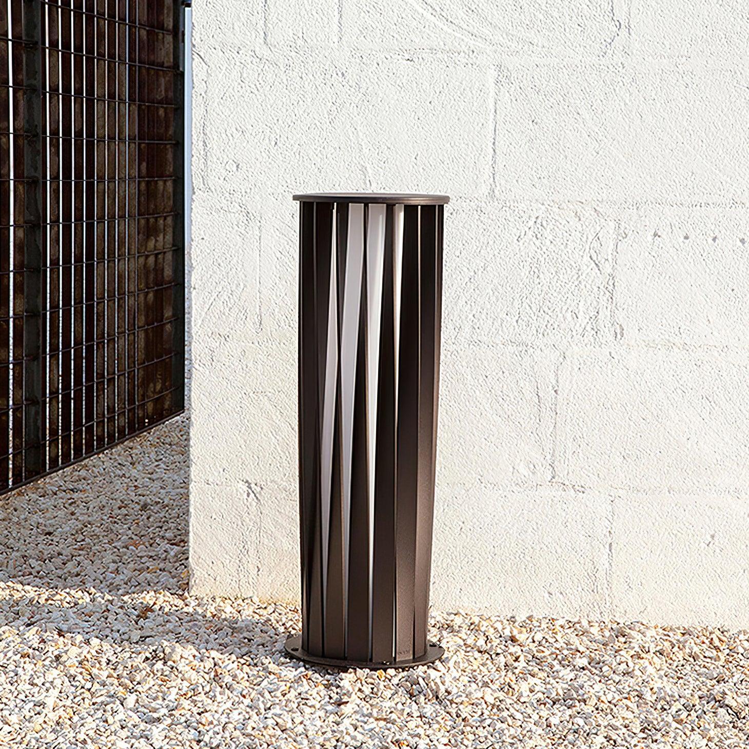 Veliria Acrylic Outdoor Light