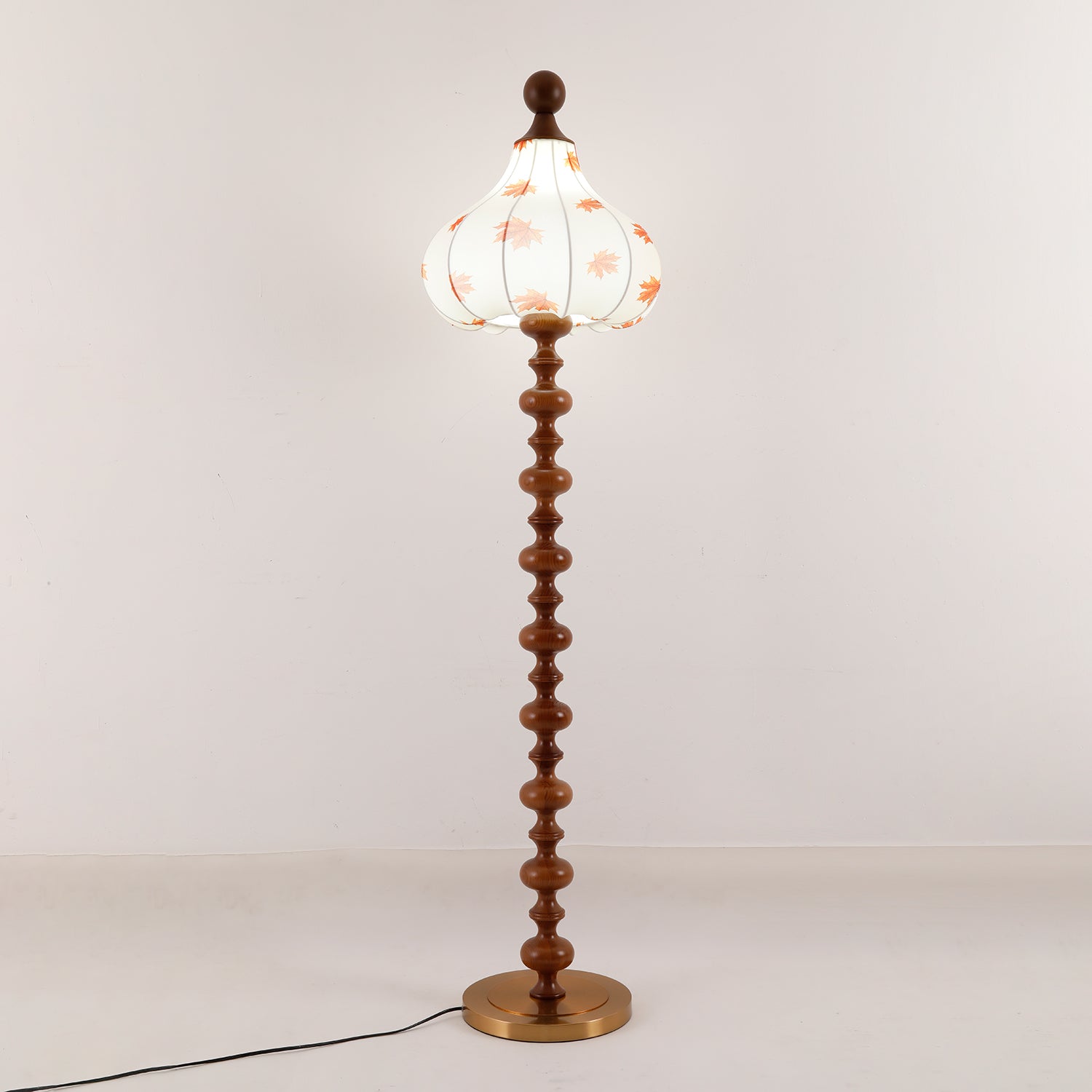 Qrathen Wood Fabric Retro Floor Lamp