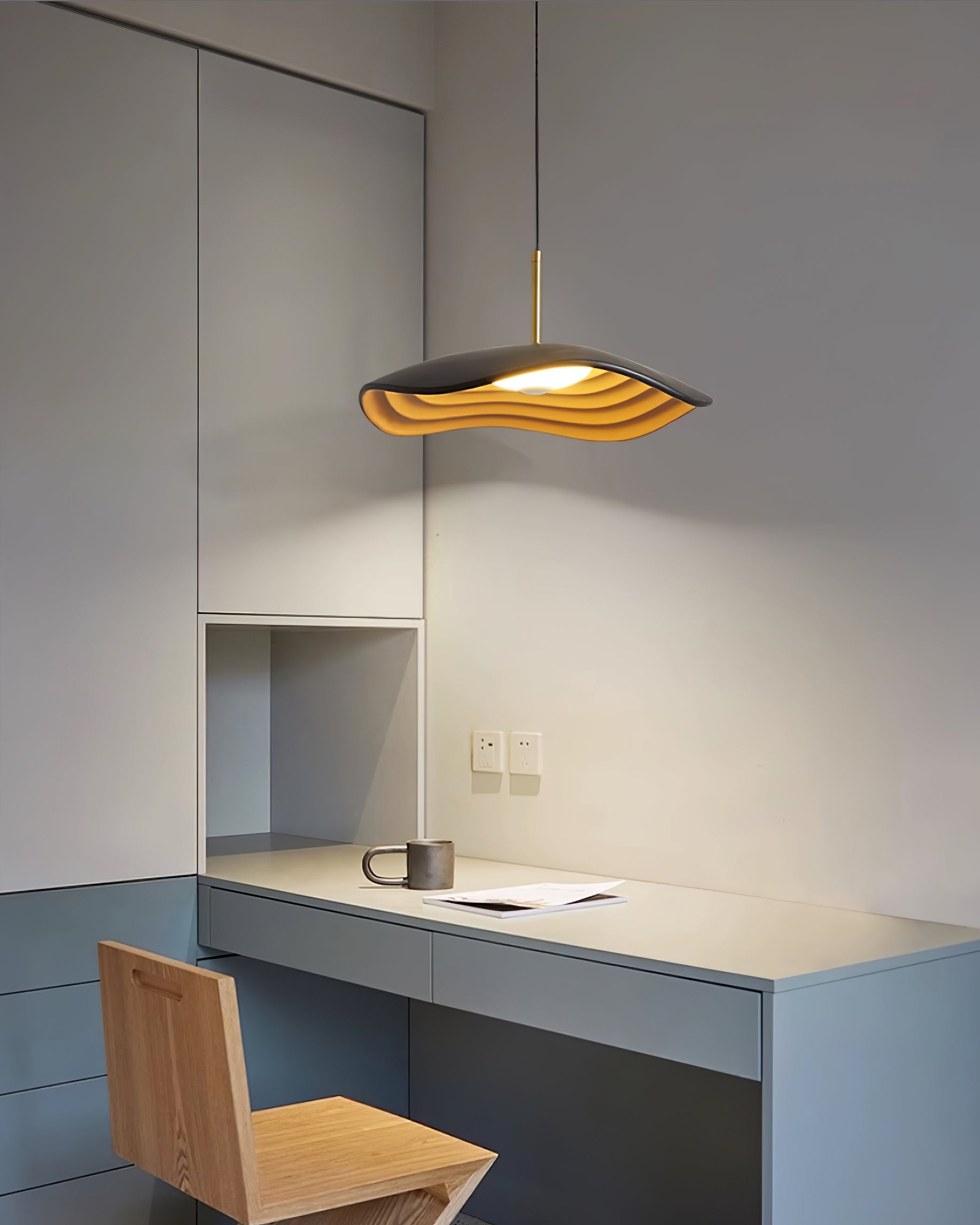 Zynthra Resin Artistic Pendant Lamp