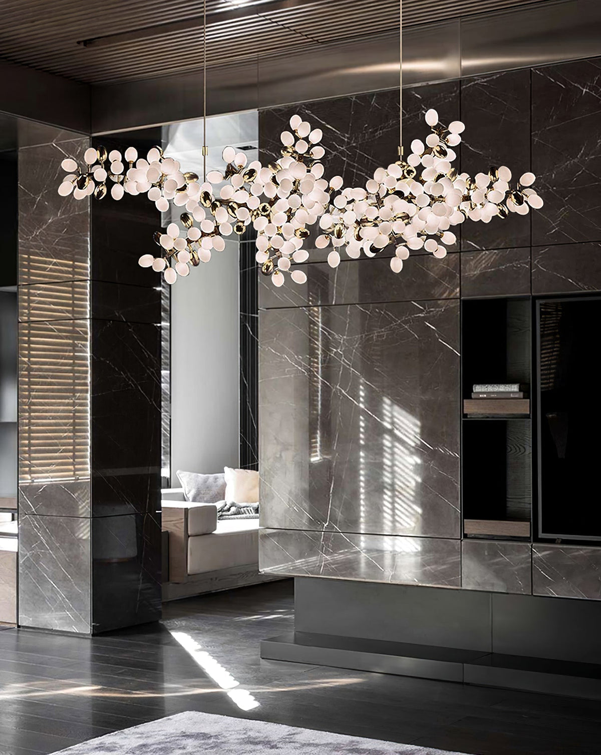 Aldo Elegant Droplet Glass Chandelier