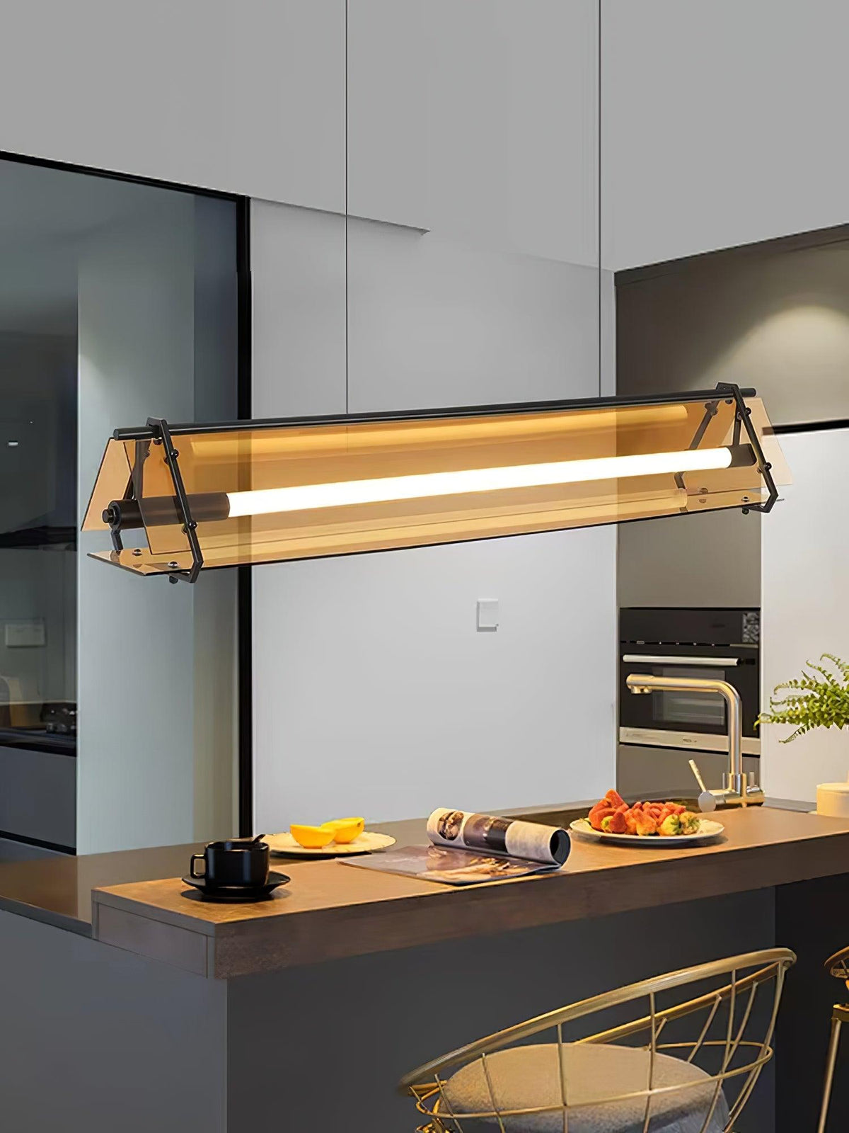 Carven Glass Minimalistic Pendant Light