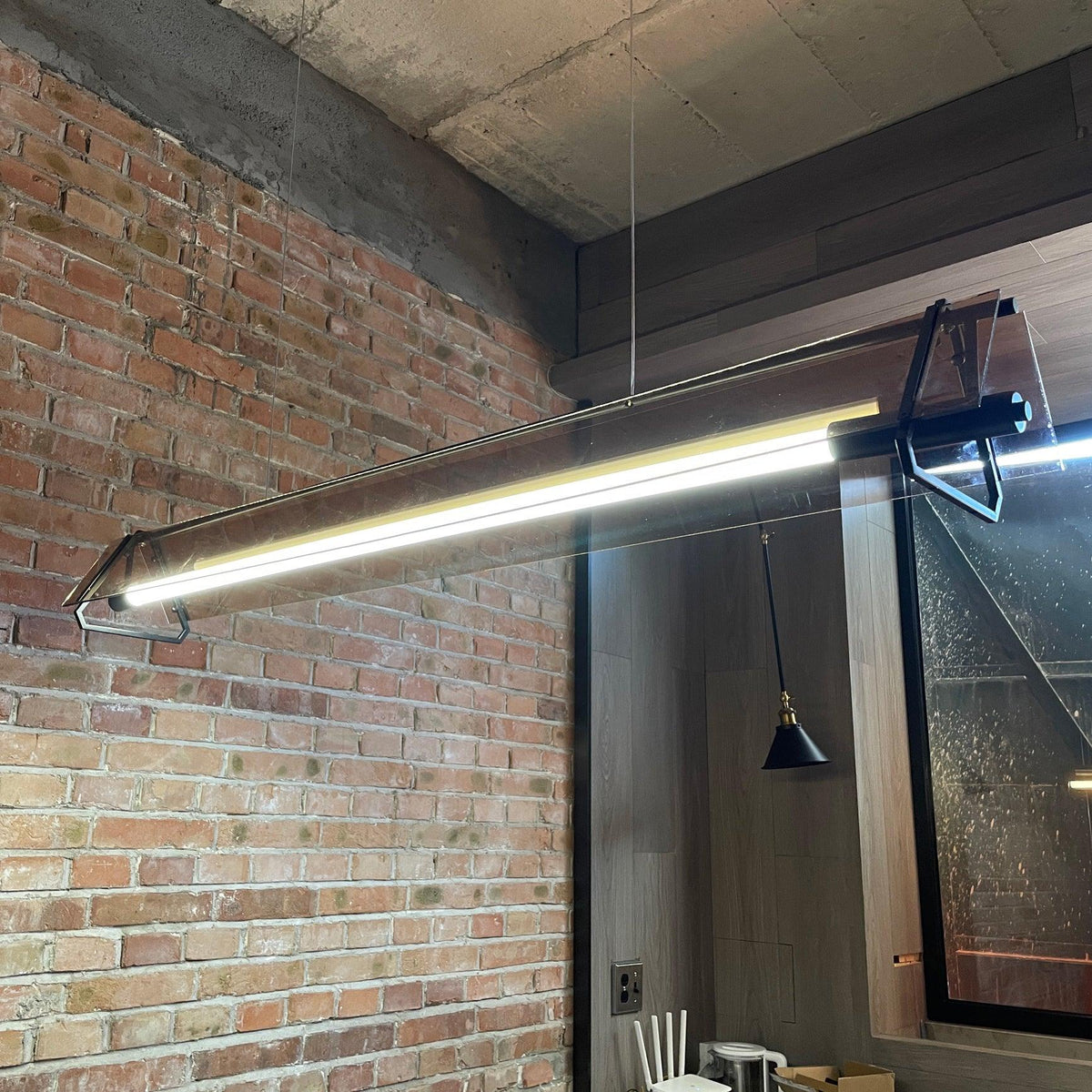 Carven Glass Minimalistic Pendant Light