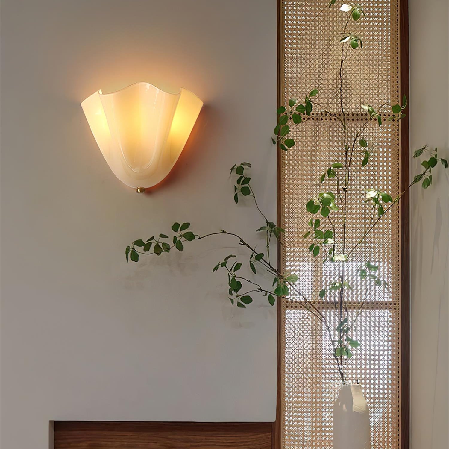 Elara Wall Lamp - Neutral Decor