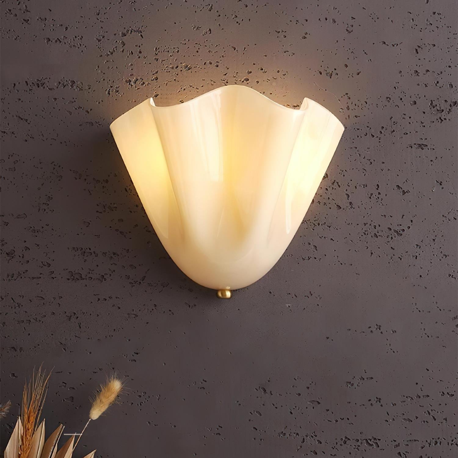 Elara Wall Lamp - Neutral Decor
