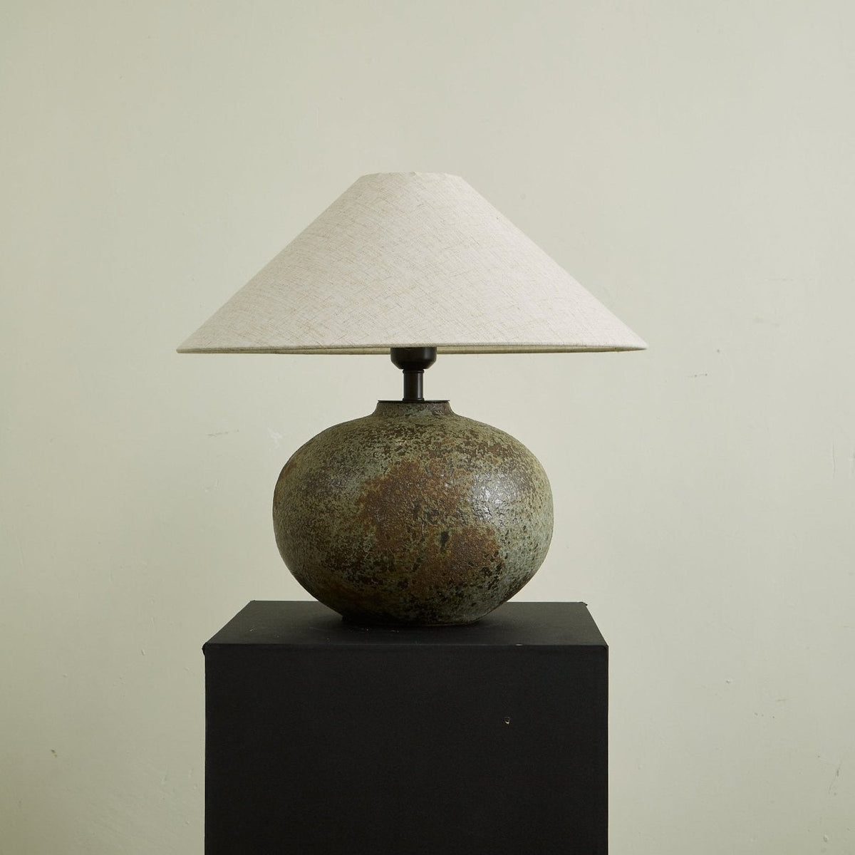 Faye Modern Ceramics Table Lamp