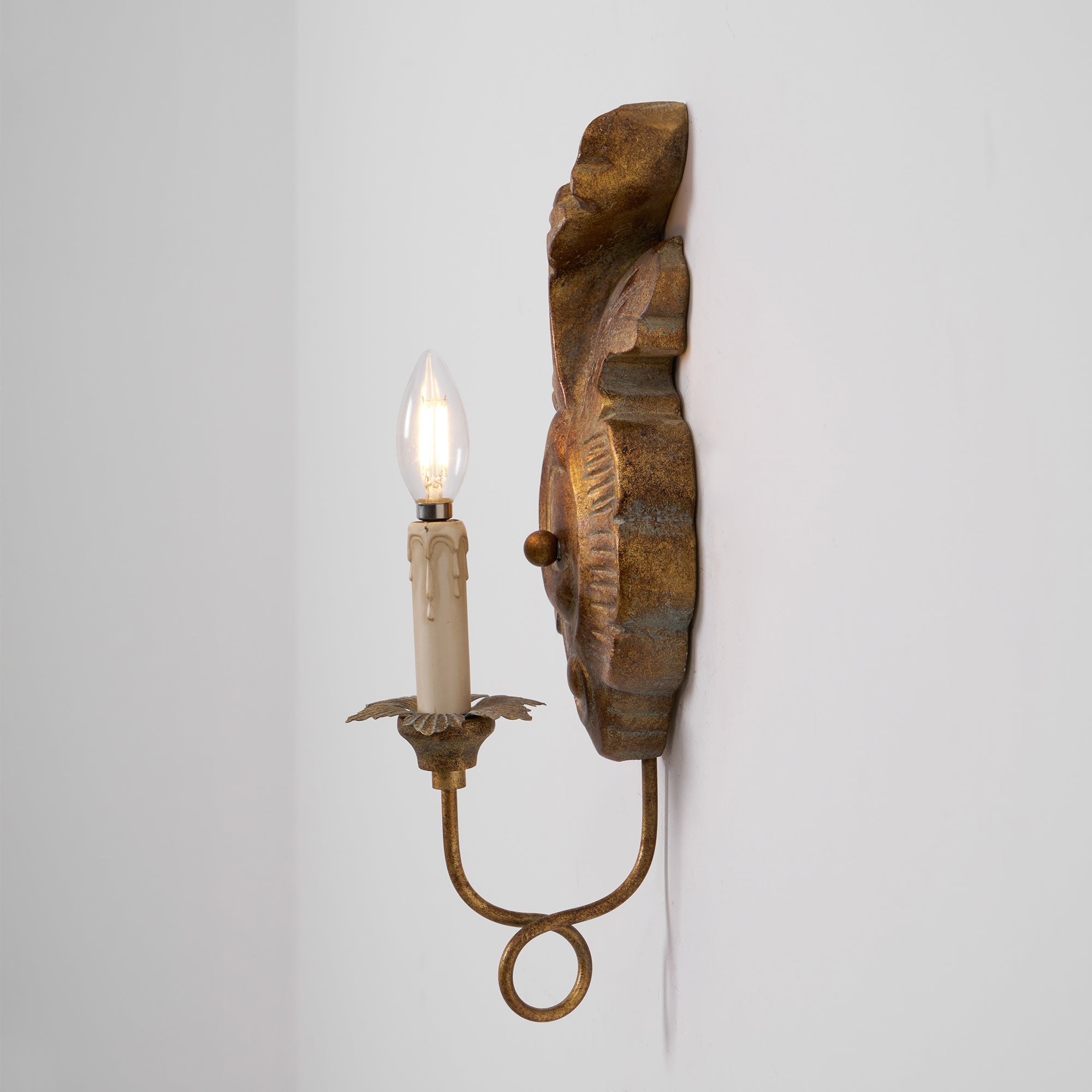 Veda Wood Indoor Wall Lamp