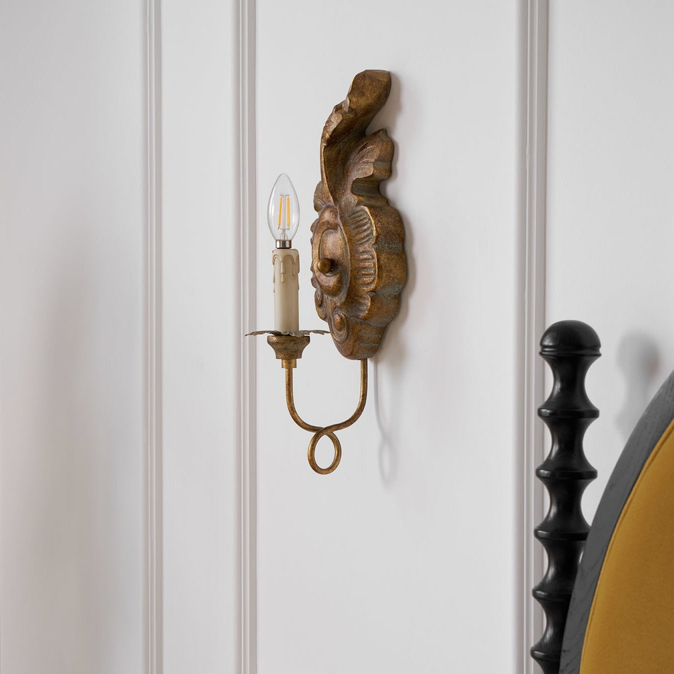 Veda Wood Indoor Wall Lamp