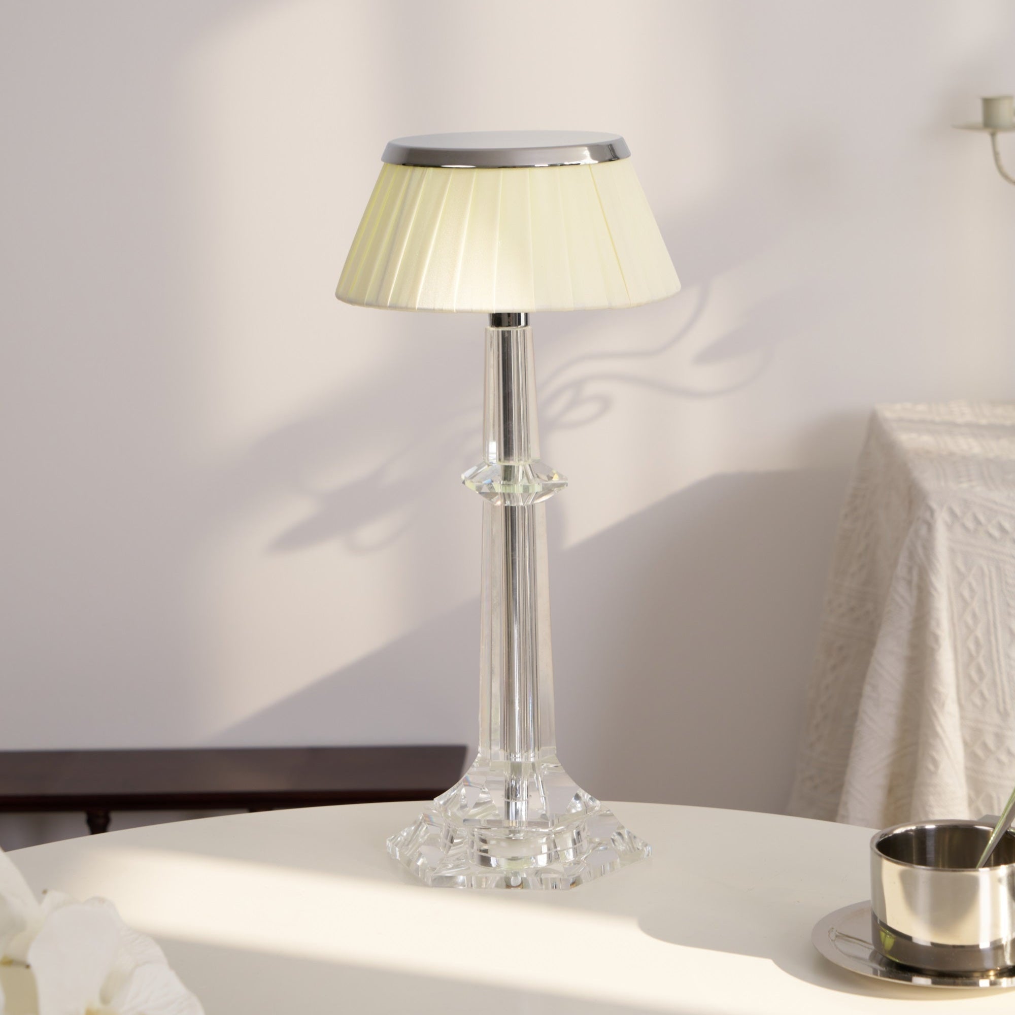 Haloza Fabric Luxurious Table Lamp