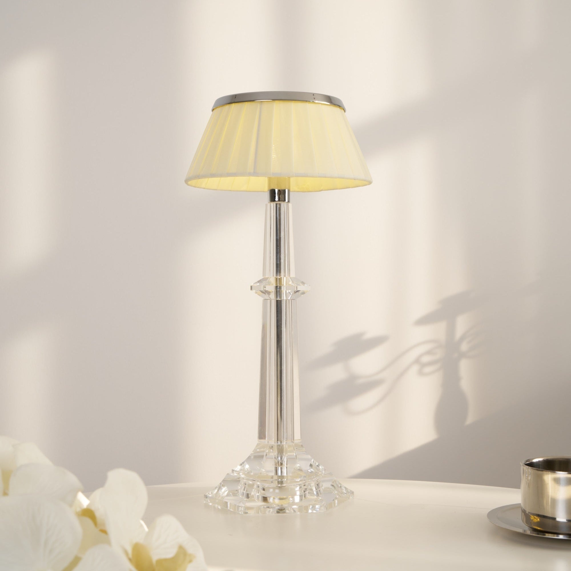 Haloza Fabric Luxurious Table Lamp
