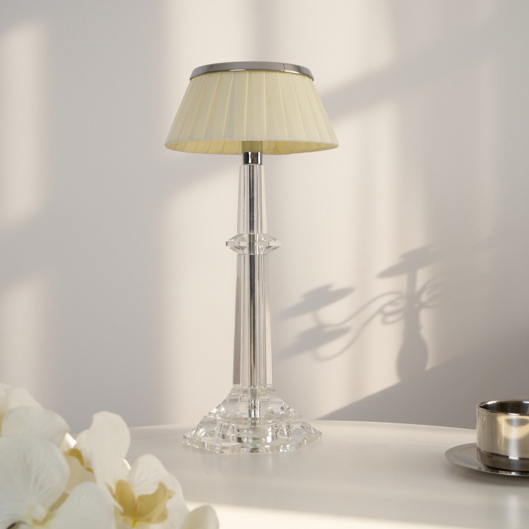 Haloza Fabric Luxurious Table Lamp