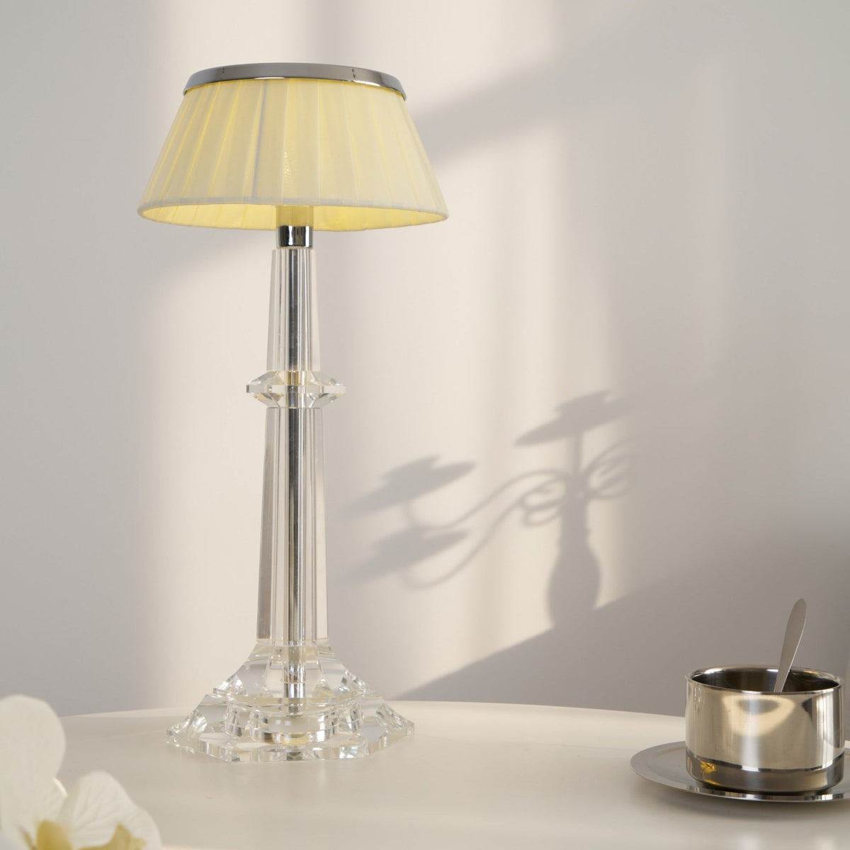 Haloza Fabric Luxurious Table Lamp