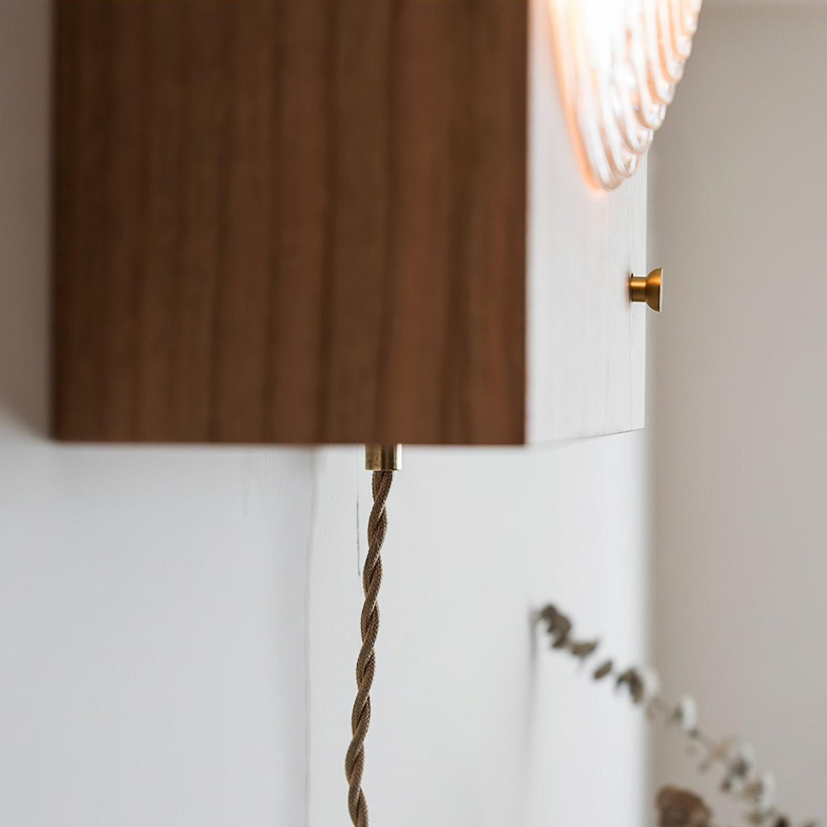 Echo Fashion Glass Wall Lamp