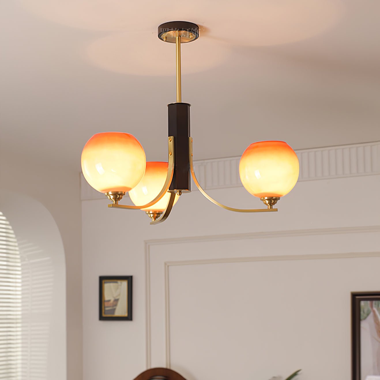 Caliriel Chandelier Vintage Caramel Globe