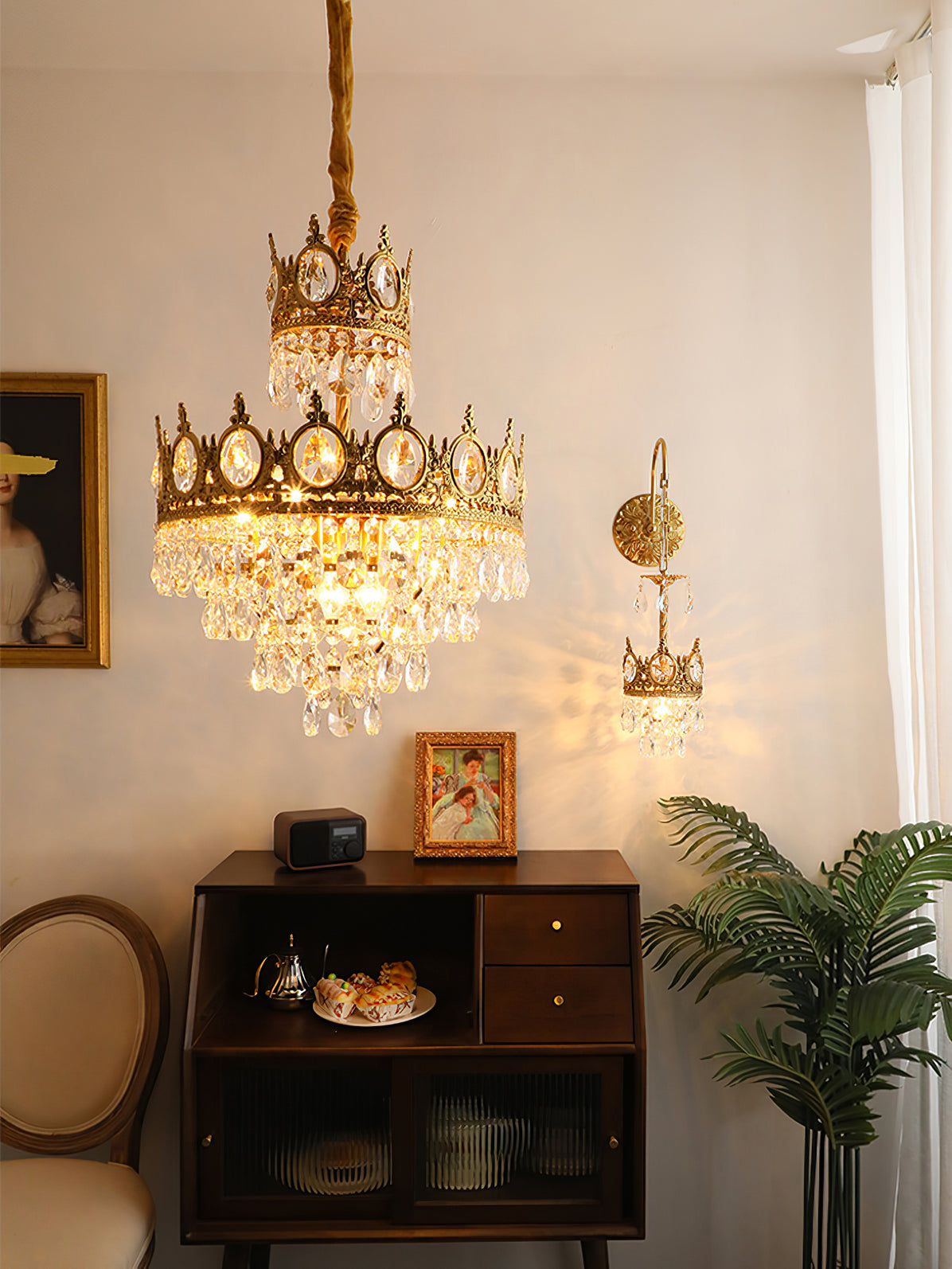 Luxeian Vintage Crystal Chandelier