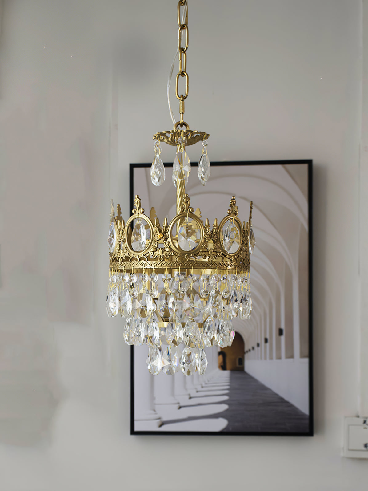 Luxeian Vintage Crystal Chandelier