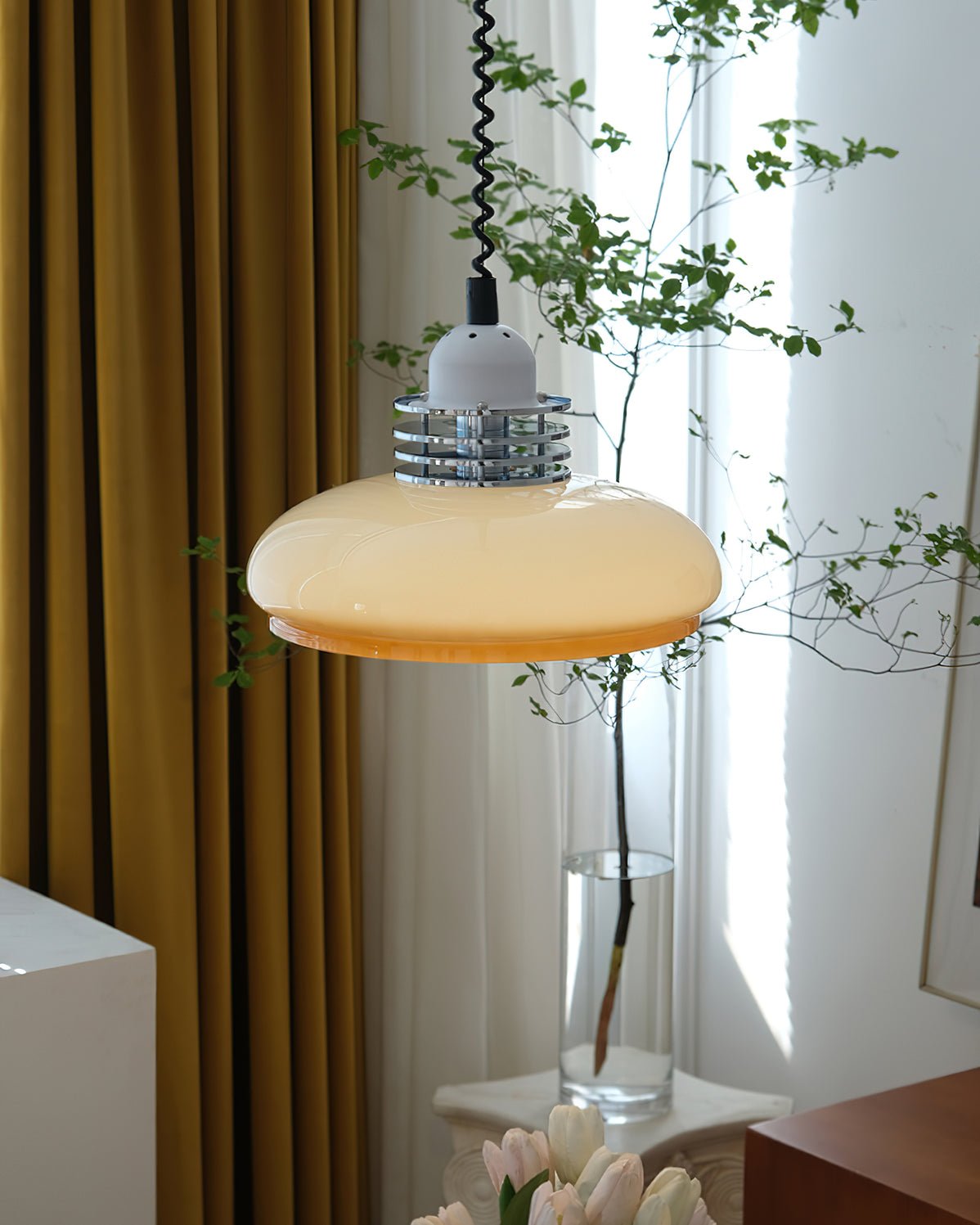 Ulaearae Nordic Art Classic Glass Pendant Lamp
