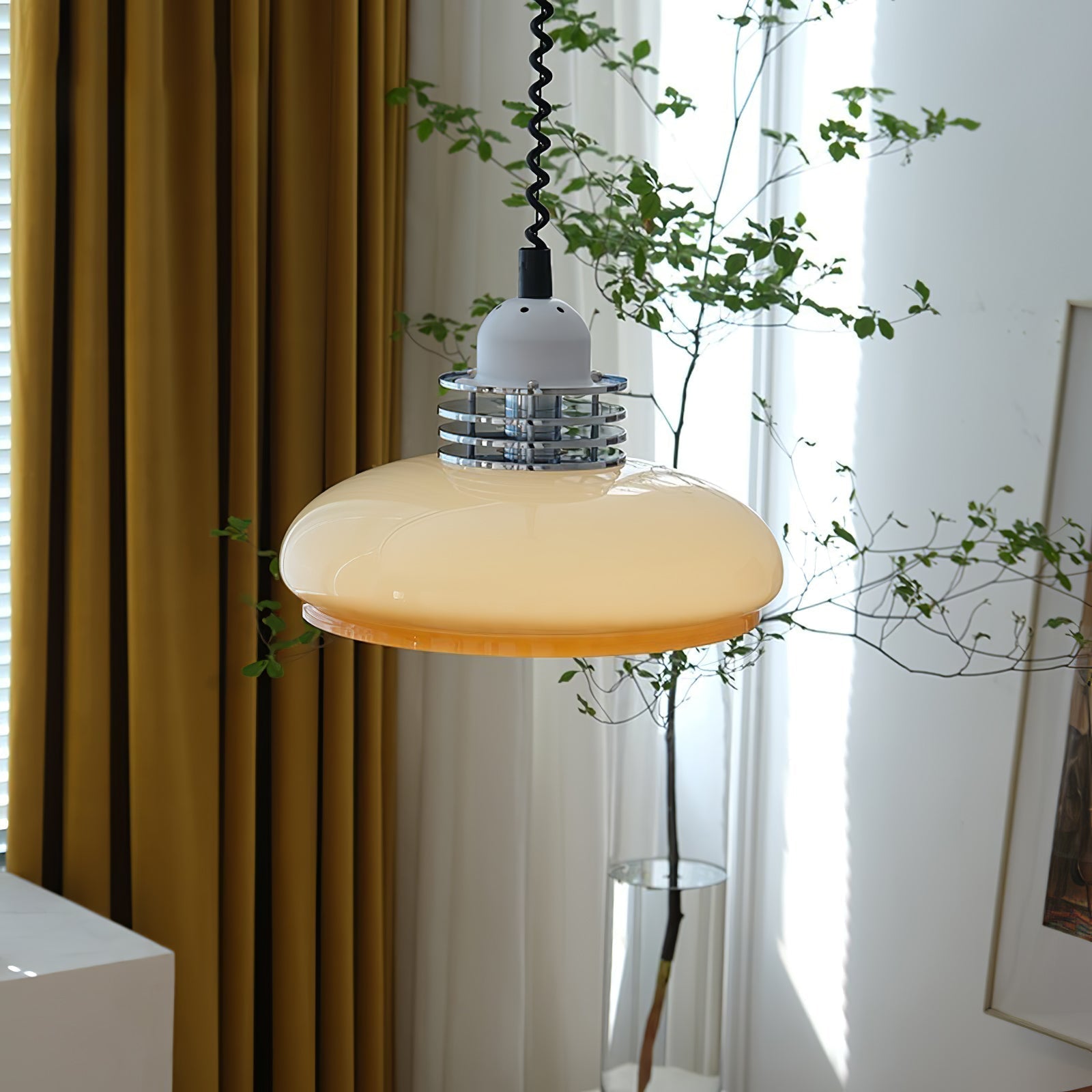 Ulaearae Nordic Art Classic Glass Pendant Lamp