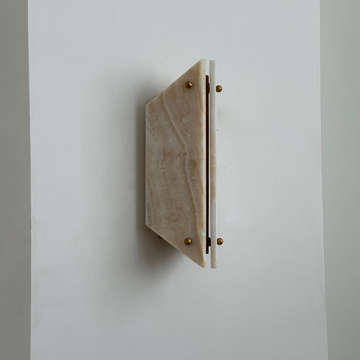 Terianelle Wall Lamp