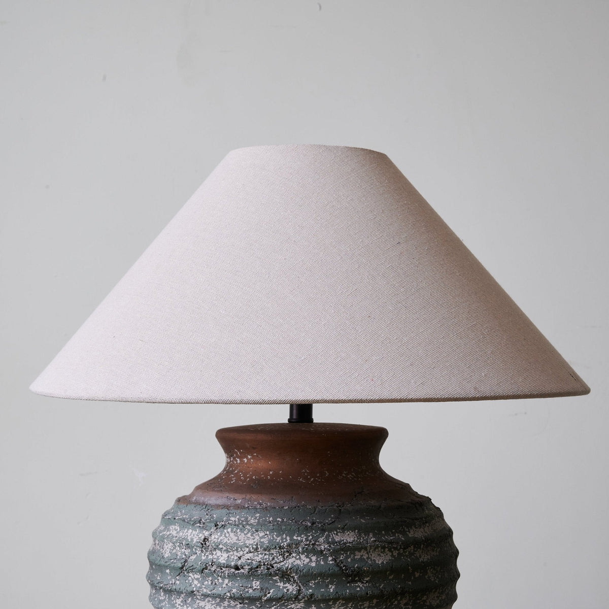 Rax Fabric Traditional Table Lamp