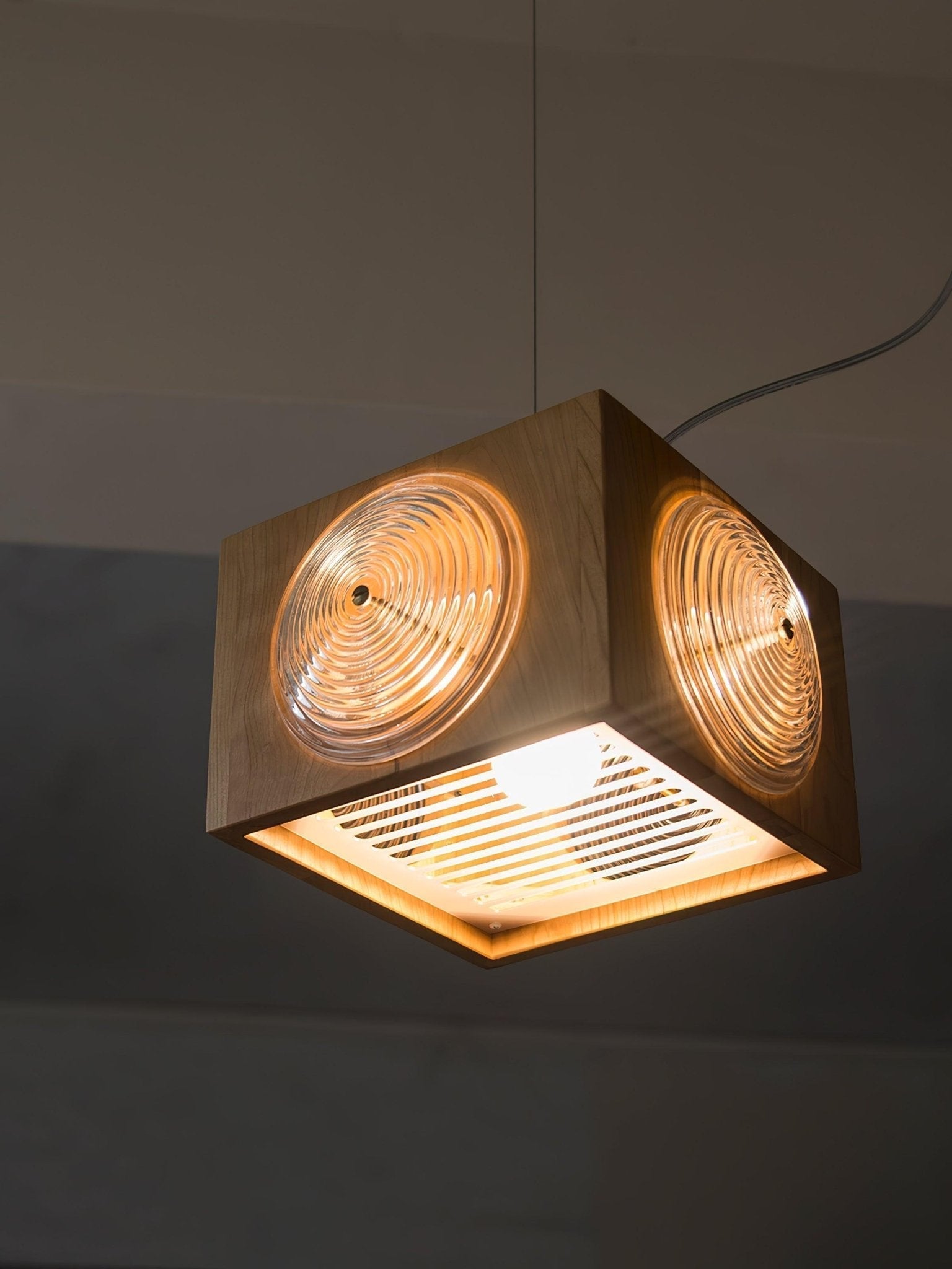 Allaeira Premium Nordic Art Wood Pendant Lamp