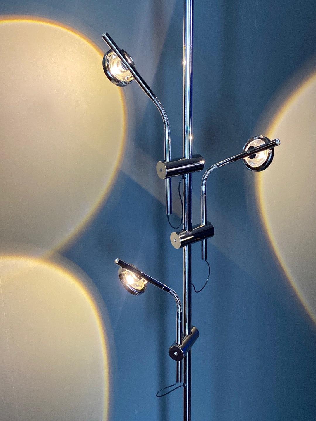 Receiv Steel Floor Lamp