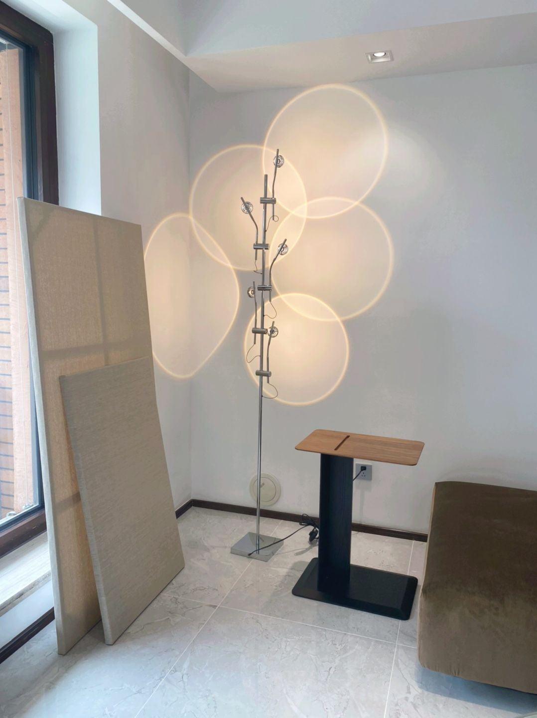 Receiv Steel Floor Lamp