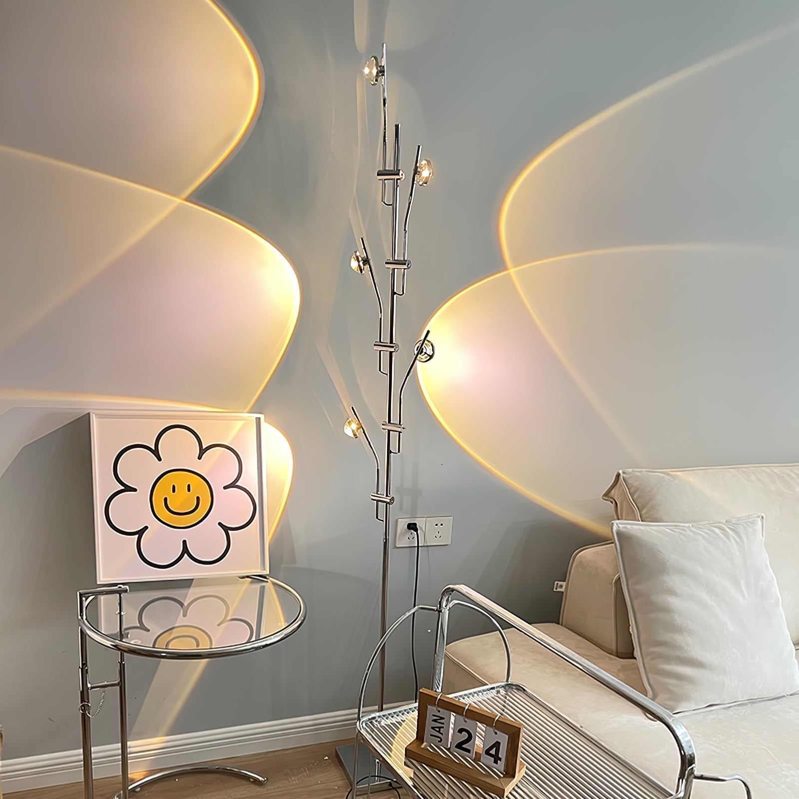 Receiv Steel Floor Lamp