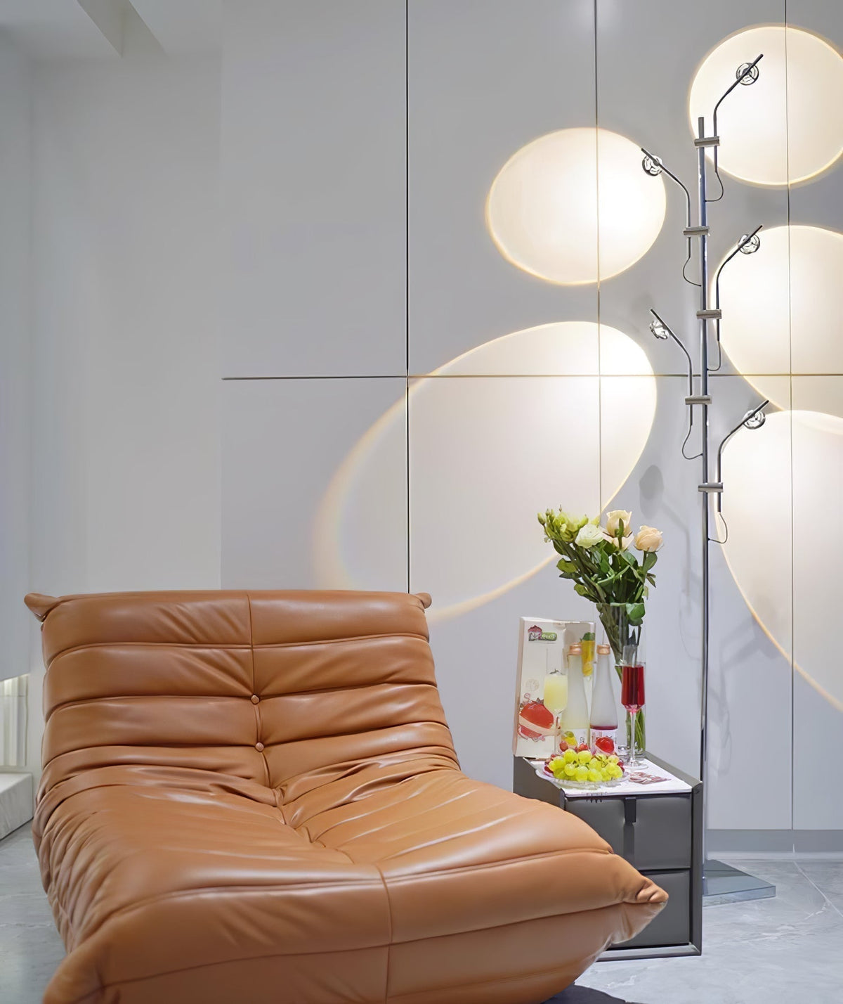 Receiv Steel Floor Lamp