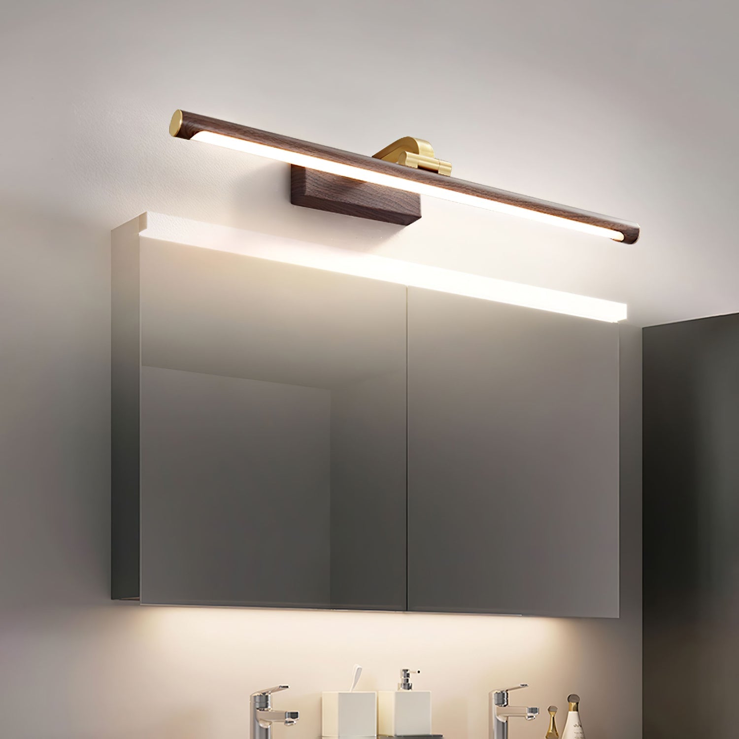 Lumare Brass Minimalist Wall Lamp