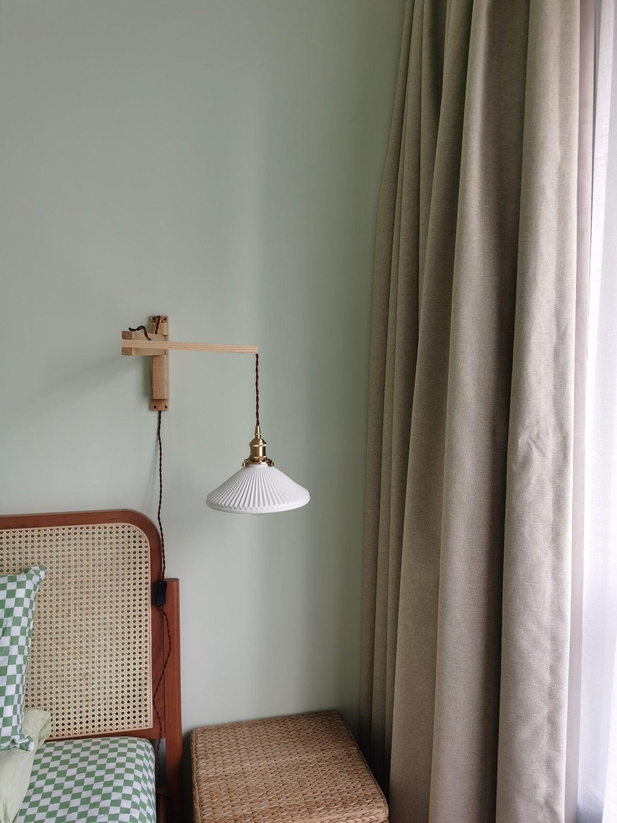 Sathen Nordic Art Telescopic Walnut Ceramic Wooden Wall Lamp