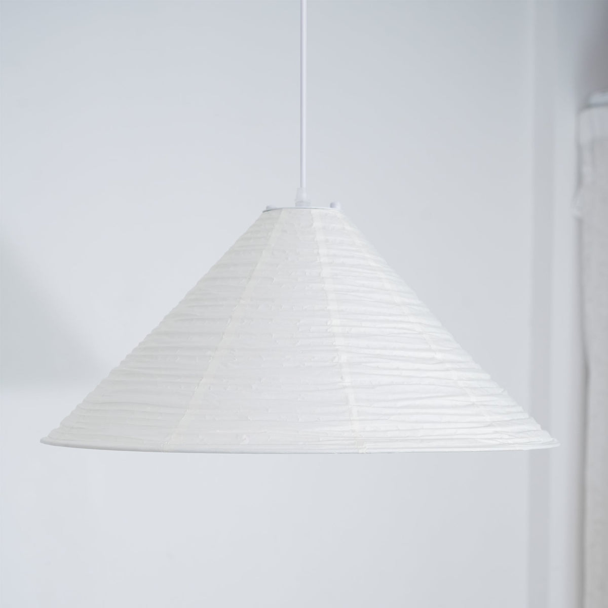 Conic Paper Pyramid Pendant Lamp