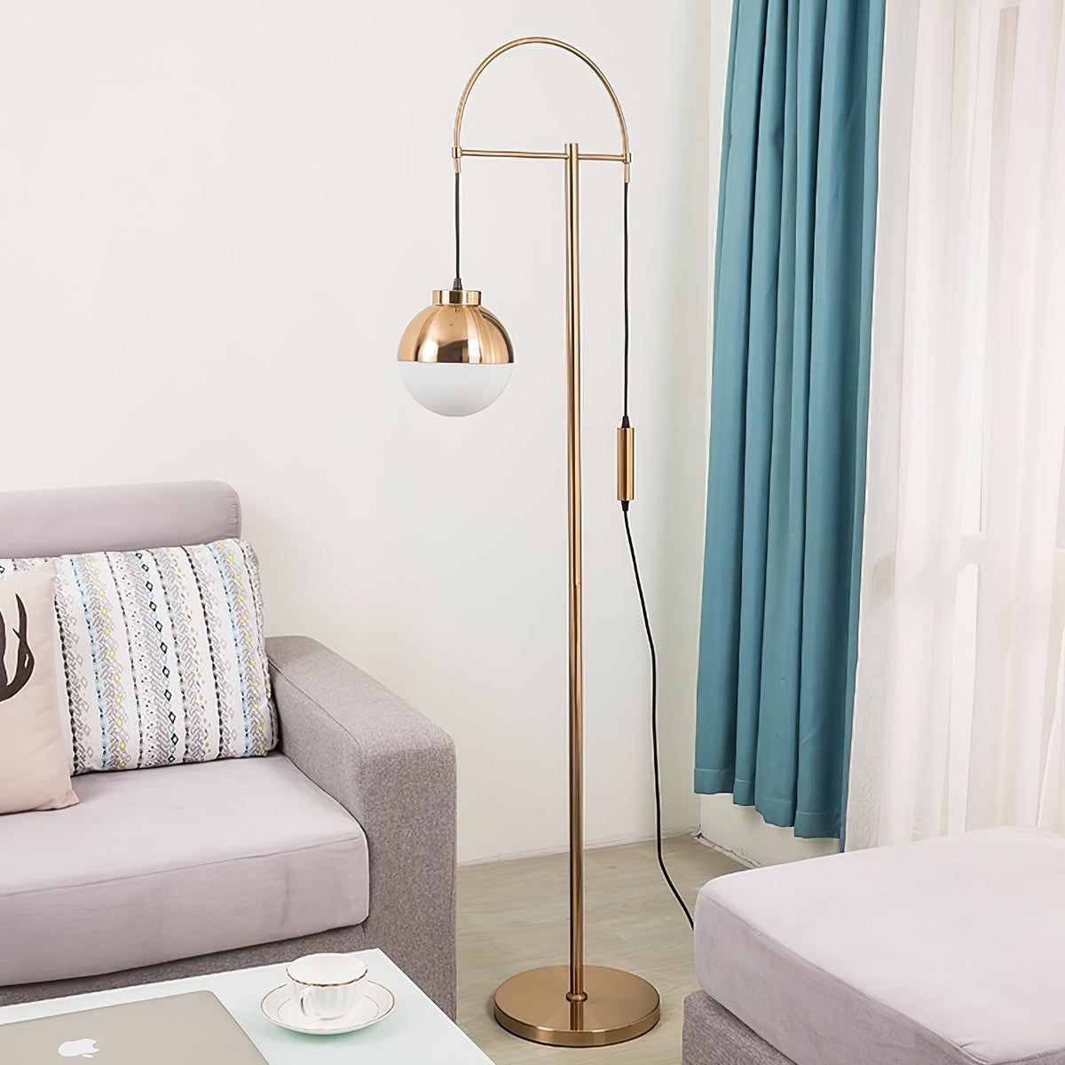 Lunelis Modern Floor Lamp